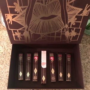 Charlotte Tilbury 7 full size NWT lip products & more!